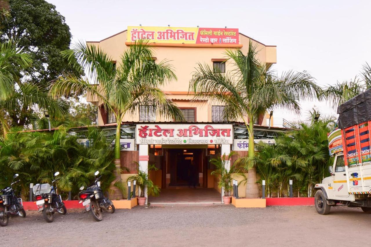 Spot On 66795 Hotel Abhijeet Otur Exterior photo