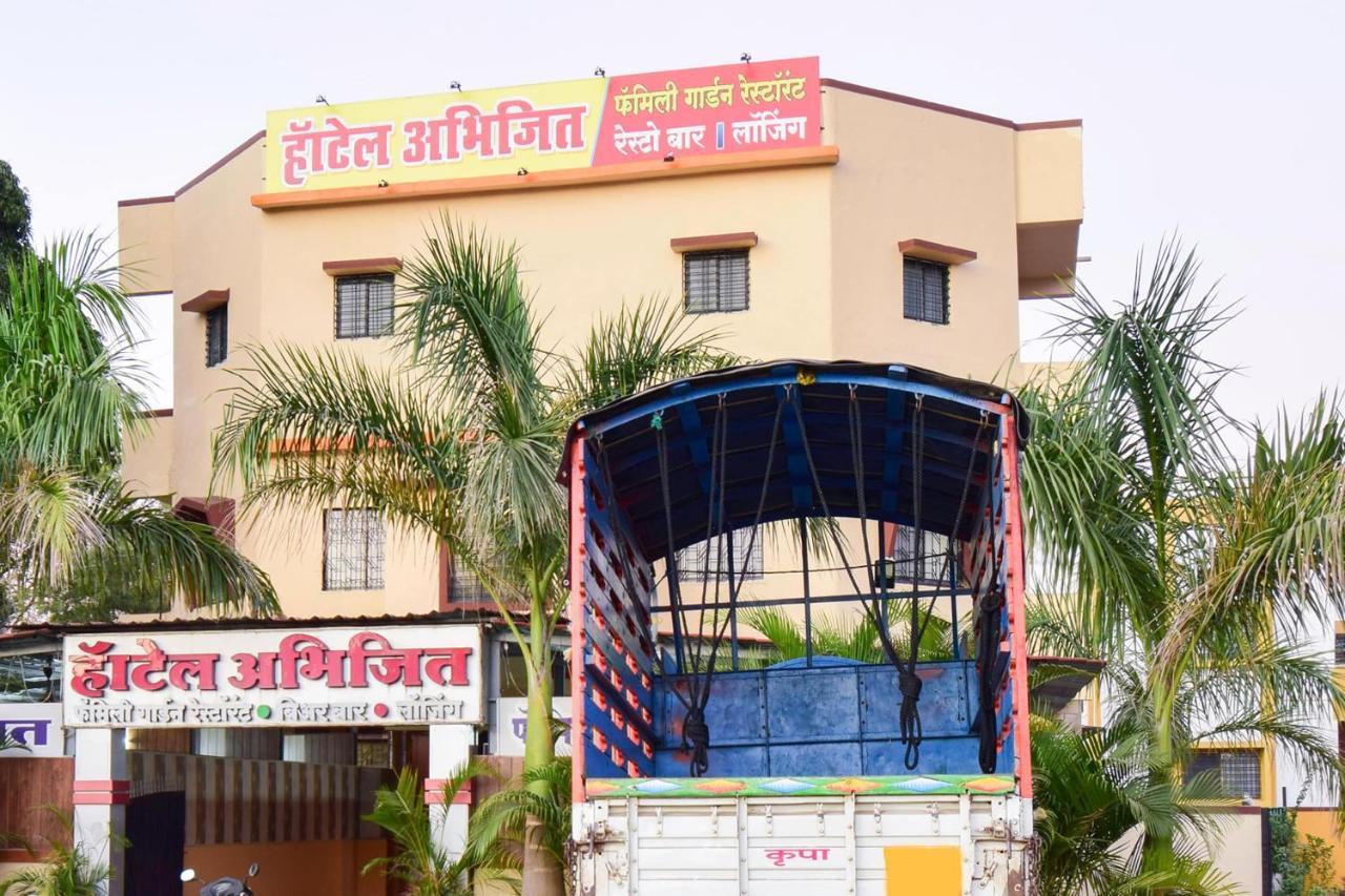 Spot On 66795 Hotel Abhijeet Otur Exterior photo